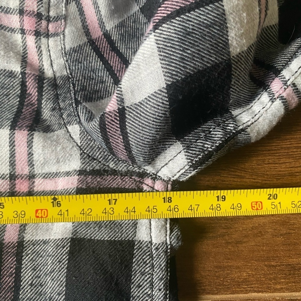 Garage Pink Black and White Plaid Cropped Button Down XS - Picture 8 of 10